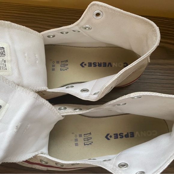 Converse All Star High-tops - men’s 5.5/women’s 7.5, - Picture 4 of 5